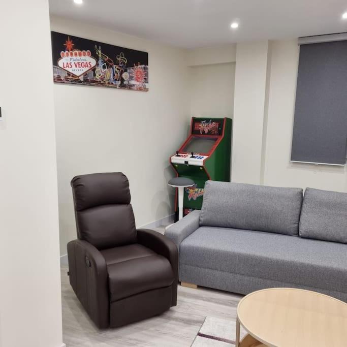 Soho Boutique Tioda, Totalmente Reformado Junto A Las Estaciones, Wifi Apartamento Oviedo Exterior foto
